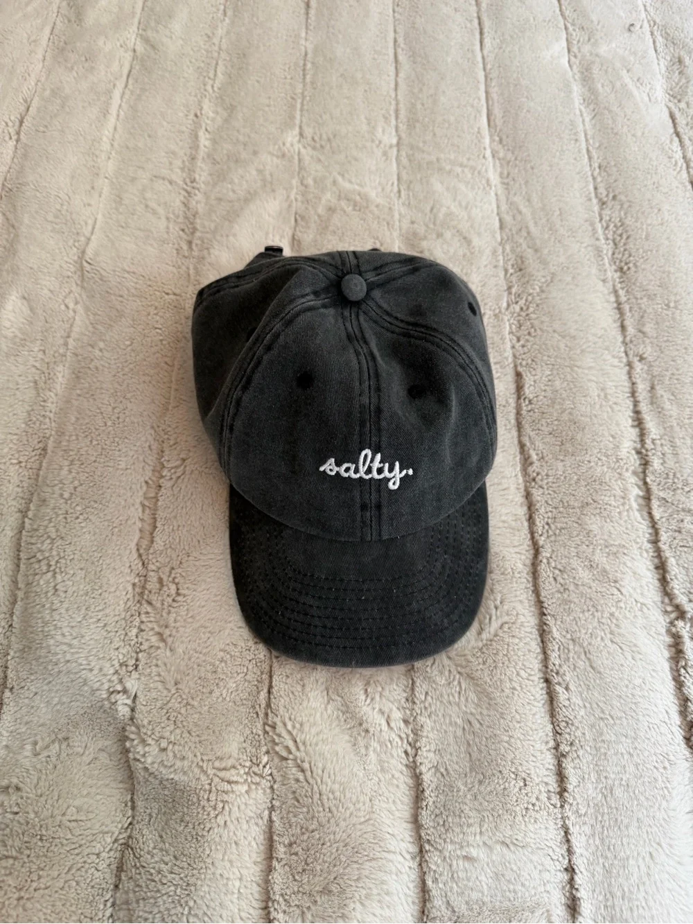 🥳 *SALE* “salty.
